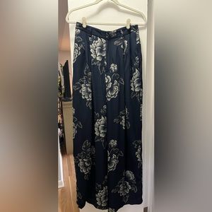 Vintage 100% Silk Pants Size 12 
Linda Allard Ellen Tracy